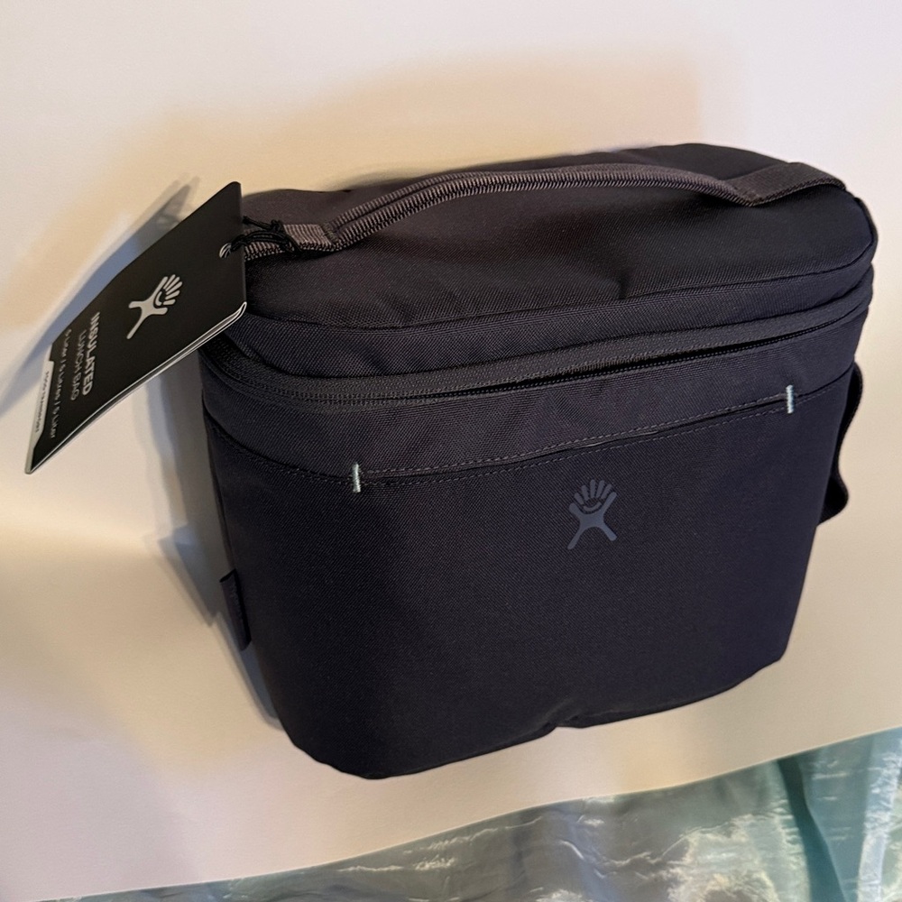 Hydro Flask 5L Lunch Bag - Picture 2 of 6